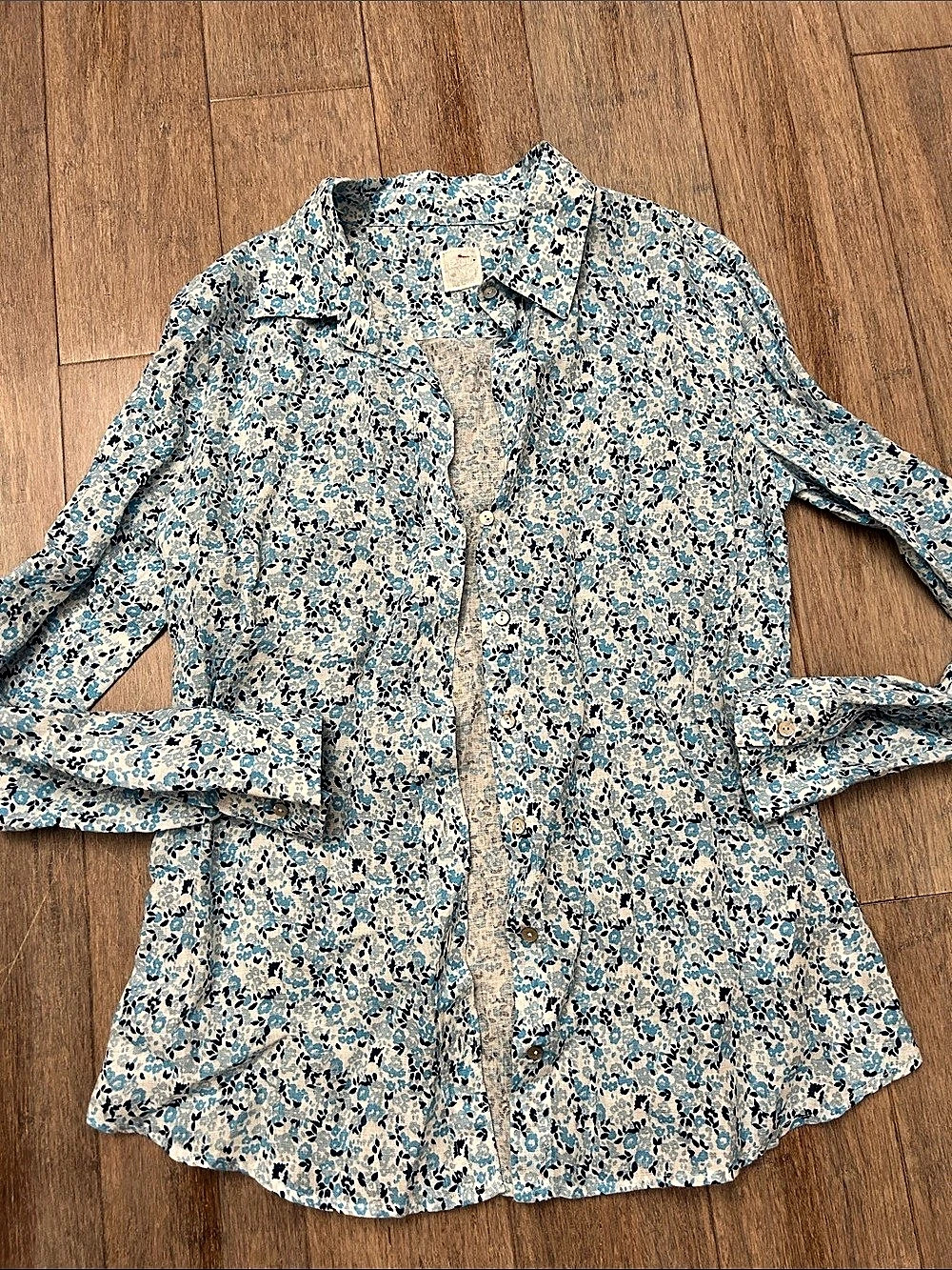120% linen Floral Button Down Shirt in Blue & White Size 42